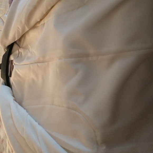 Coat - Picture 3 of 4